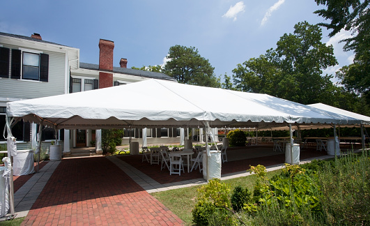 event tent rentals for commercial gatherings